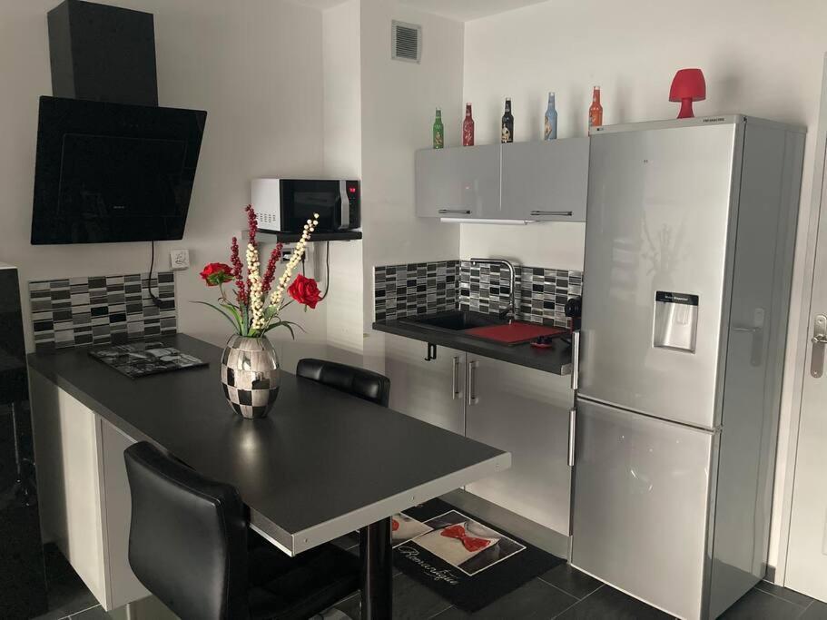 Appartamento Magnifique Studio Tout Equipe Classe 2 Etoiles Saint-Leu Esterno foto